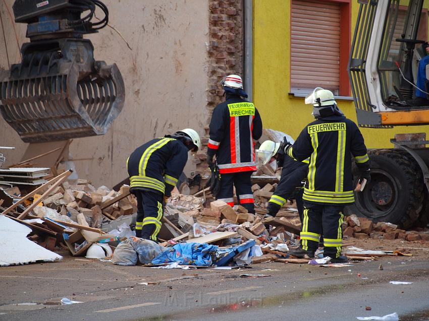 Hausexplosion Bruehl bei Koeln Pingsdorferstr P388.JPG